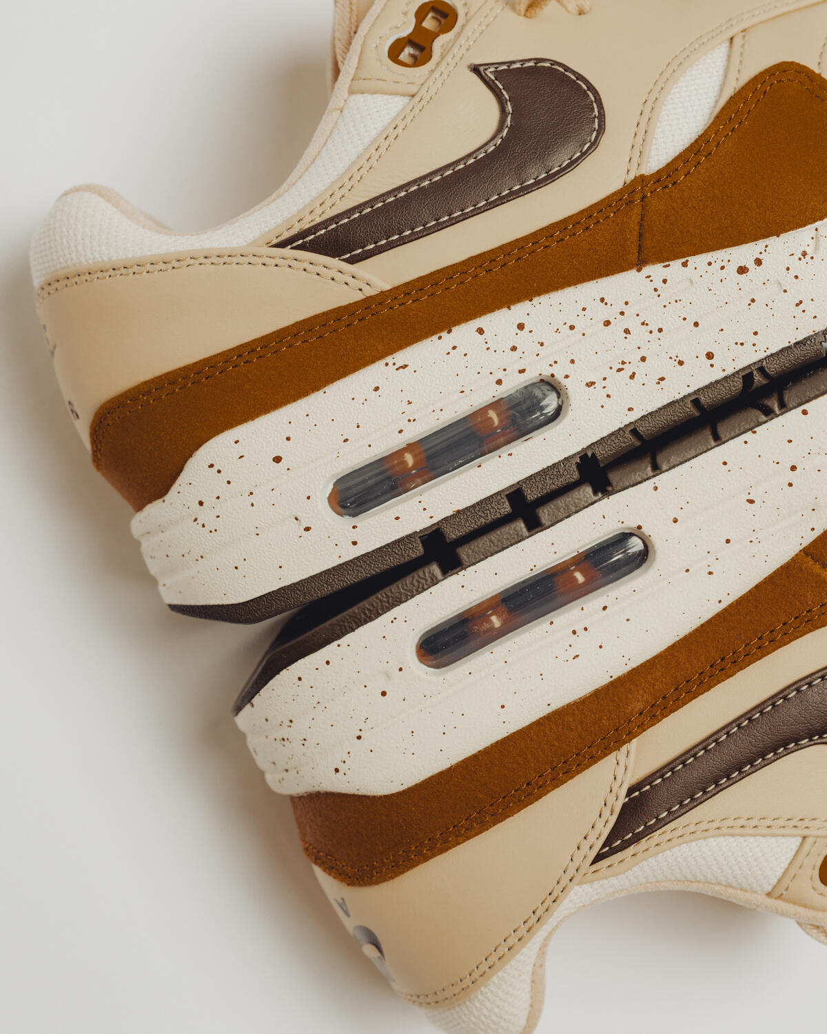 Nike WMNS AIR MAX 1 '87 | FZ3621-220 | AFEW STORE